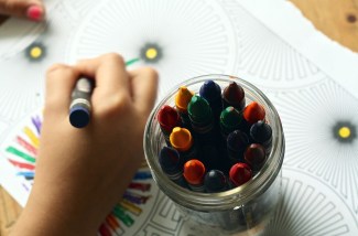 crayons-coloring-school